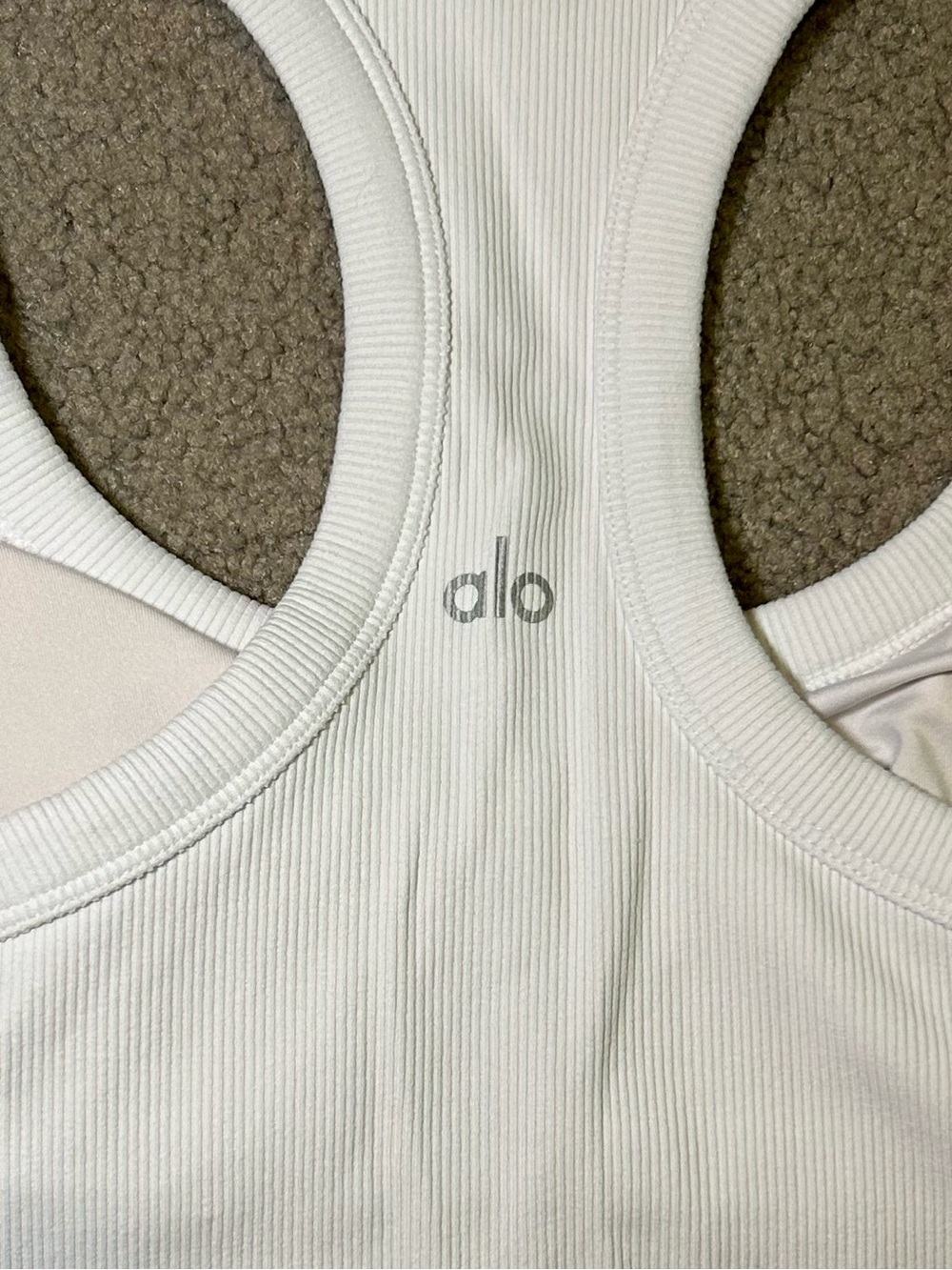 Alo Ribbed White Tank - Picture 4 of 5